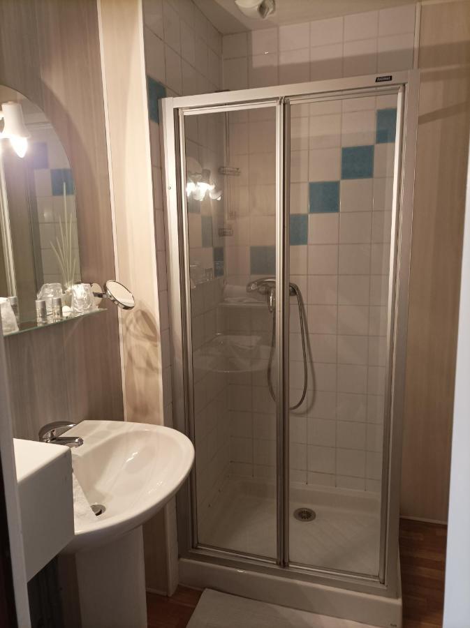 La Croisiere Hotell Louvetot Eksteriør bilde